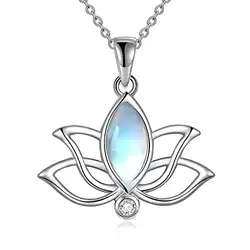 Une image de Le collier Pierre de Lune en Argent Sterling, un cadeau idéal pour les Capricornes