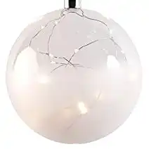 Une image de Le cadeau idéal pour une amie Balance: une boule lumineuse XXL à LED givrée