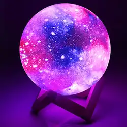 Une image de Une Lampe Lune 3D, le Cadeau parfait pour la Femme Capricorne