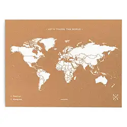Une image de La carte du monde en liège, le cadeau parfait pour un Balance aventurier